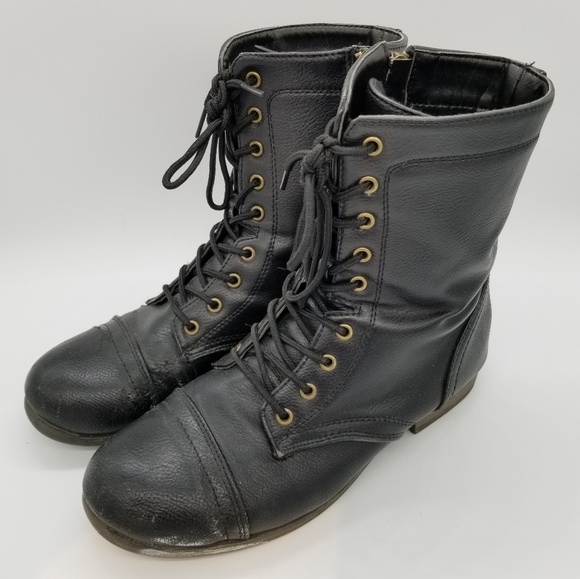 Well worn black combat Boots size 8 - Picture 4 of 8